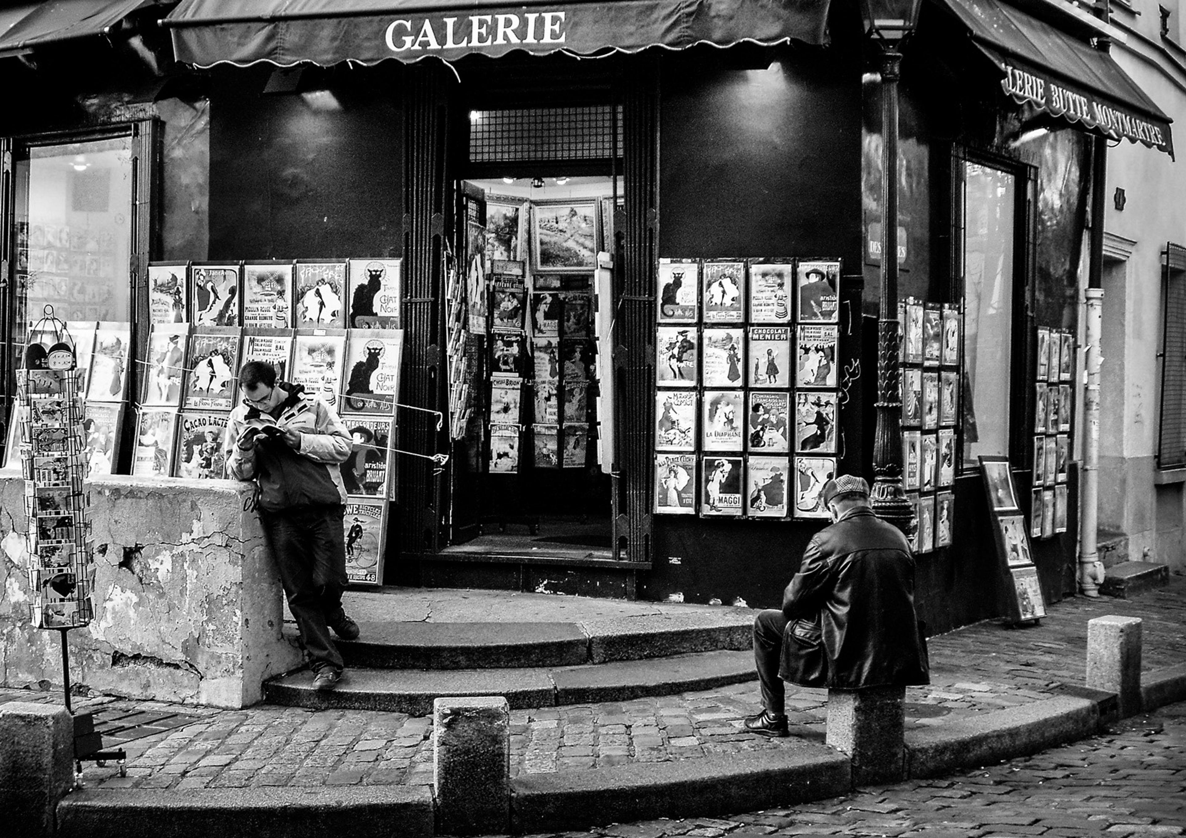 A corner in Montmartre by Allan Highet